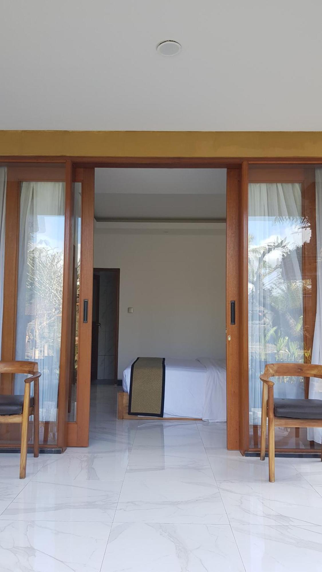 Ari Guest House Undisan Exteriér fotografie